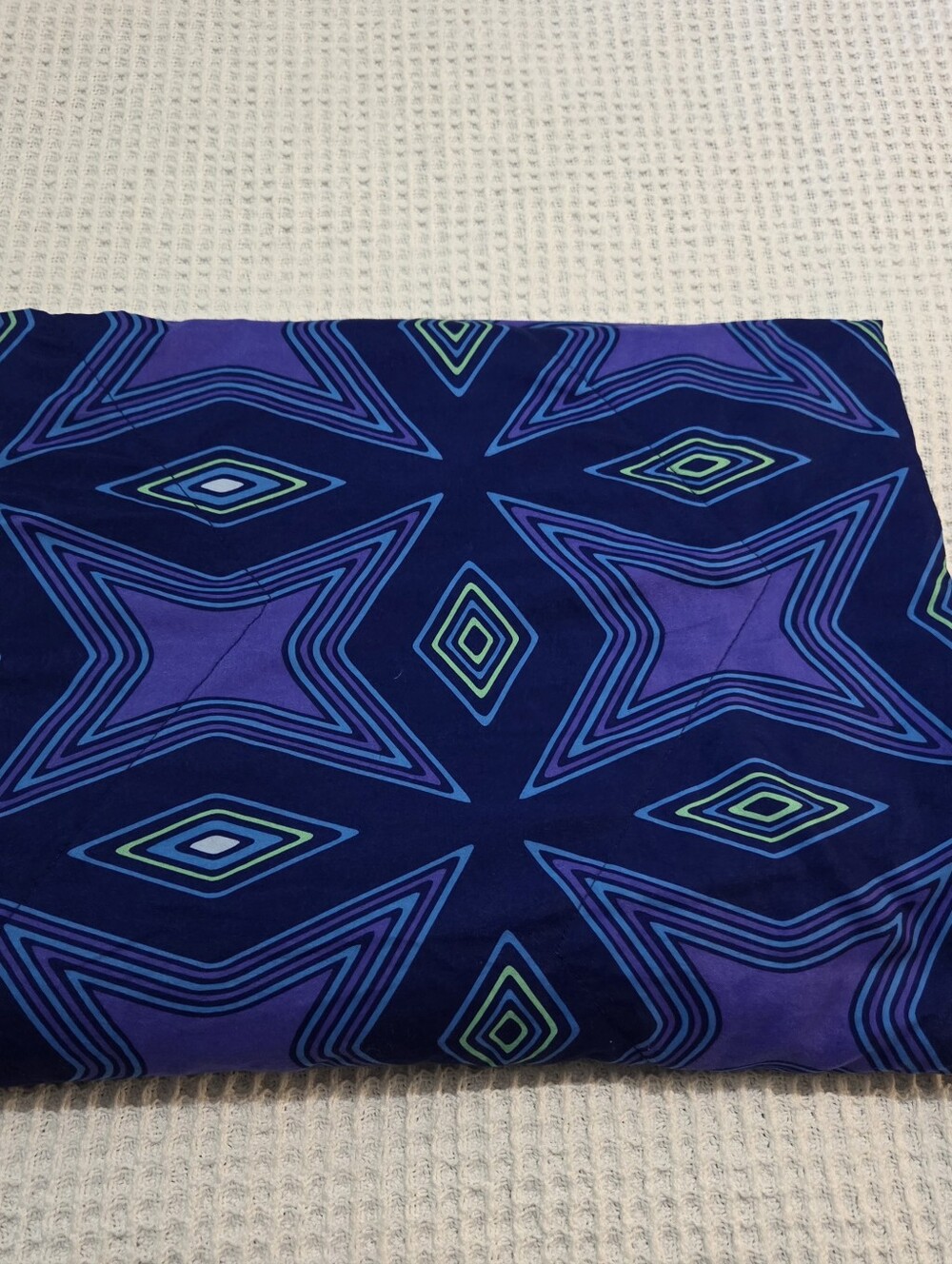 United Airlines / Saks 5th Avenue Collaboration Throw Blanket